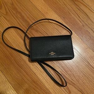 💥SOLD💥 Coach Hayden Crossbody Clutch